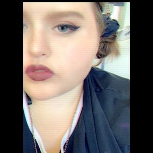 Meet your Posher, Makayla